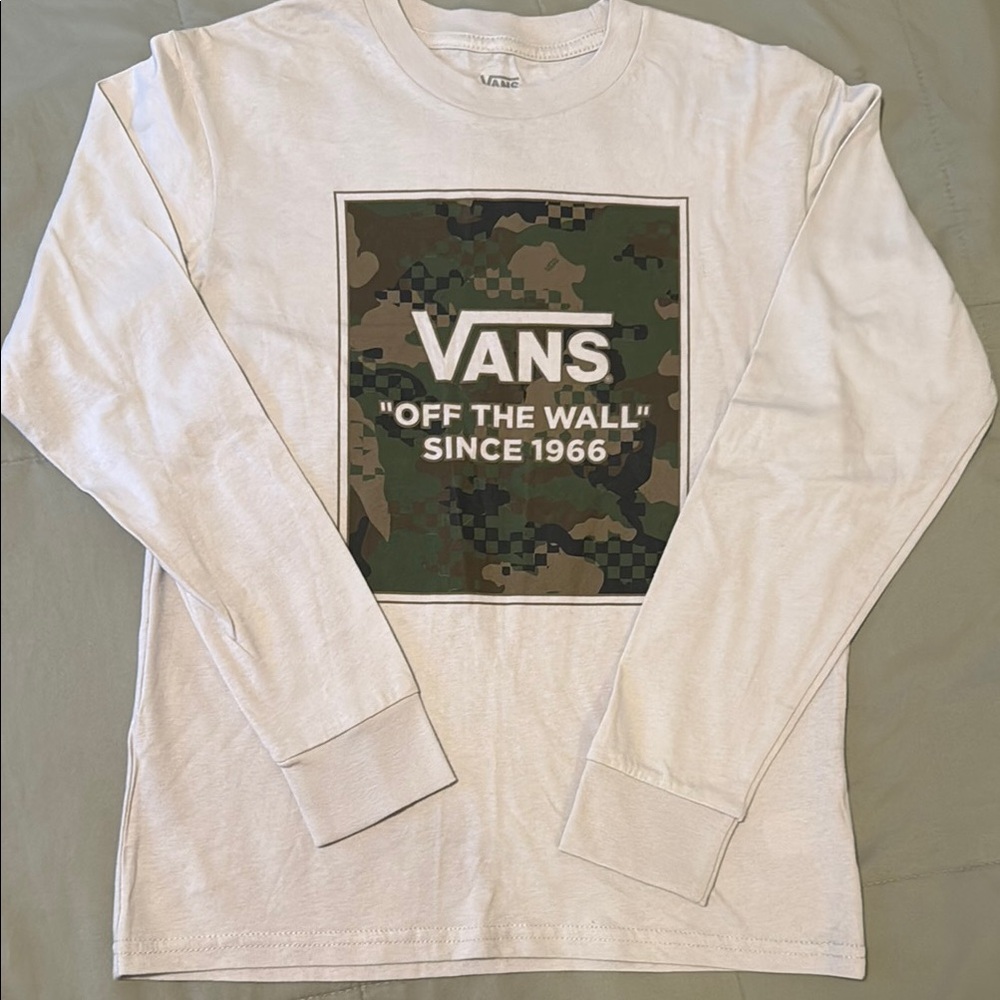 Vans Long Sleeve Kid’s Tee Size S (8/10) New W/O Tags